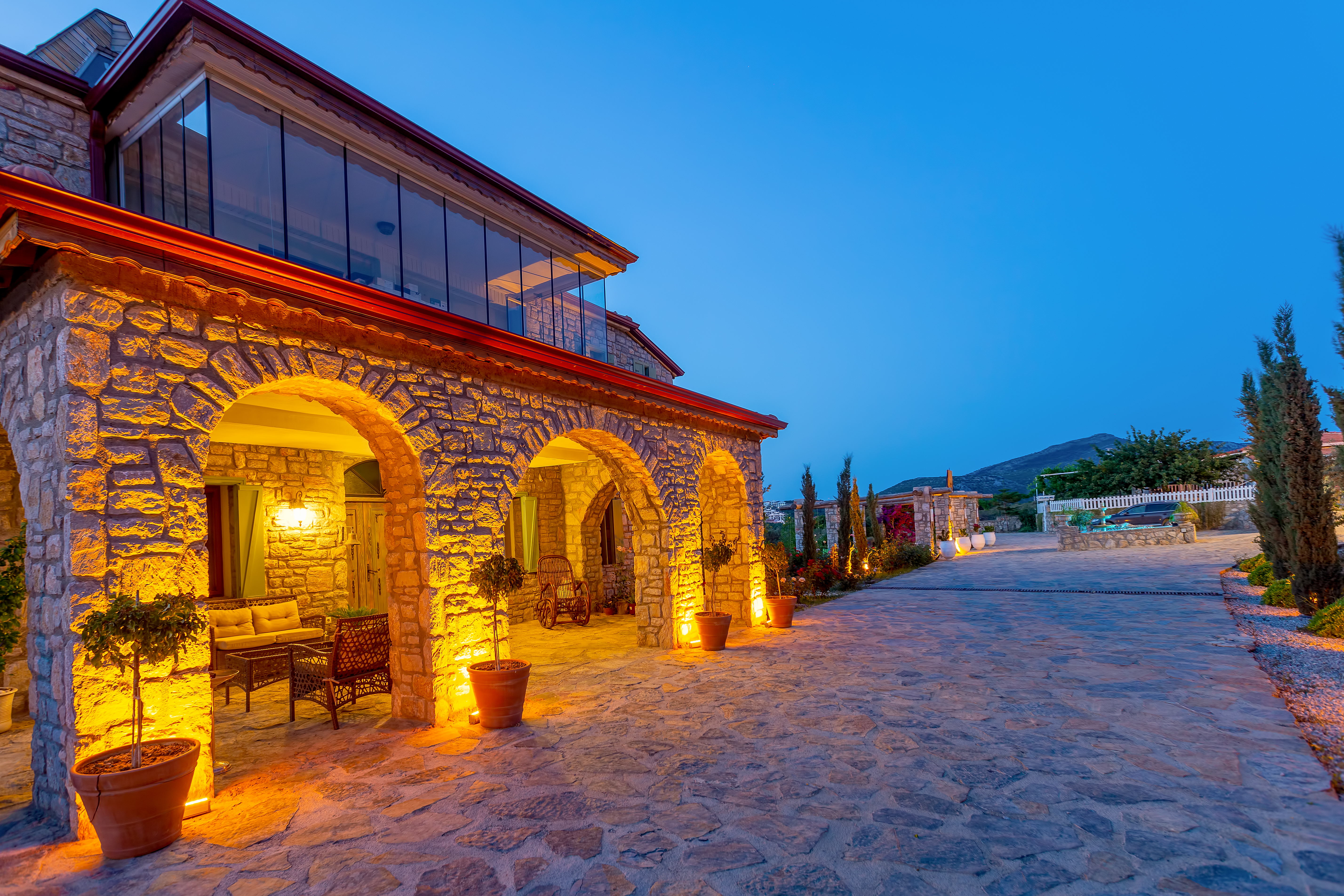 Taş kemerli butik otel — Eski Datça