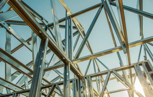 Estructura metálica de una obra en construcción