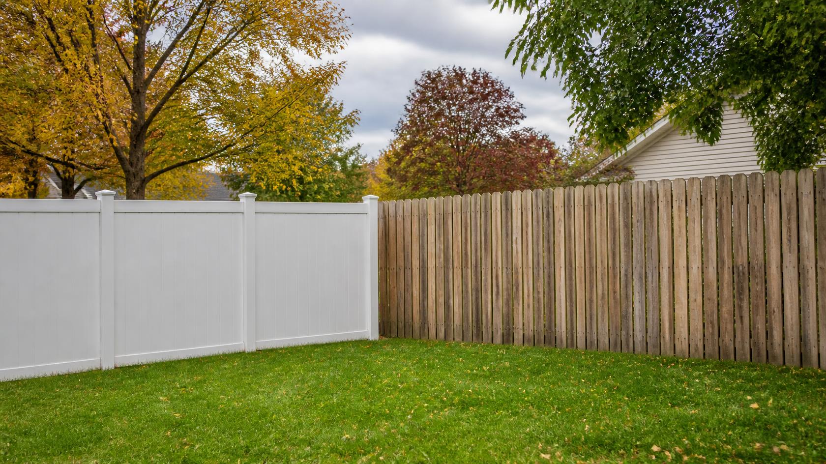 Vinyl and wood fencing in Roscoe, IL being compared for maintenance, durability, appearance, and performance in Midwest weather.