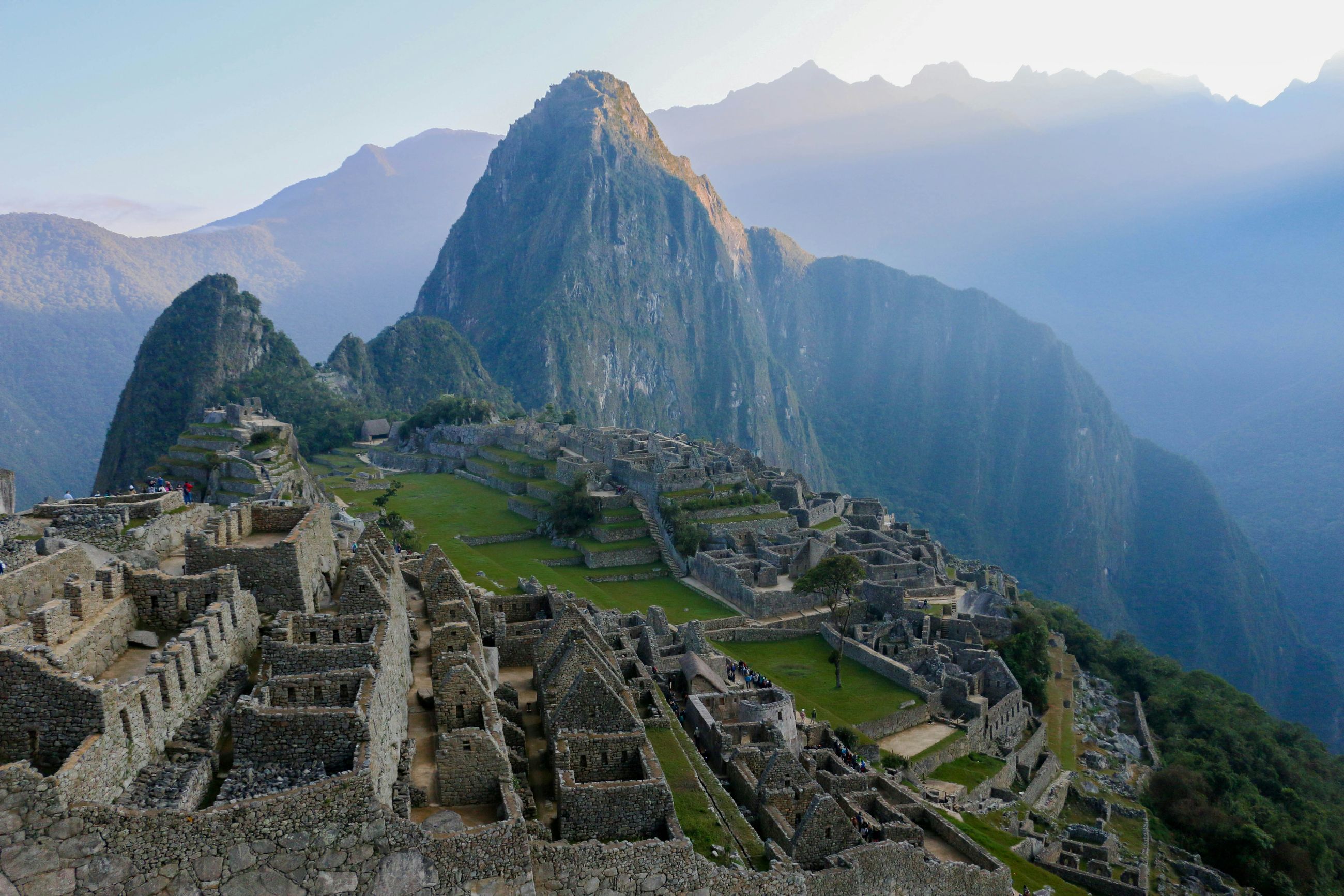 Mist rolling over Huayna Picchu above the Machu Picchu ruins