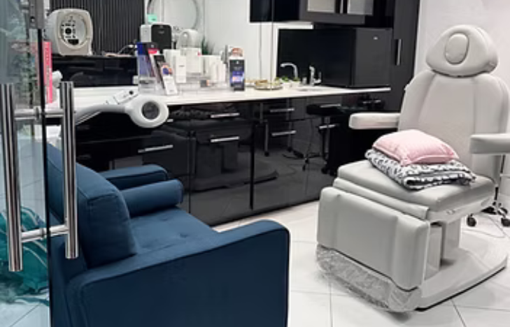 Corner Salons suite interior Cedar Rapids