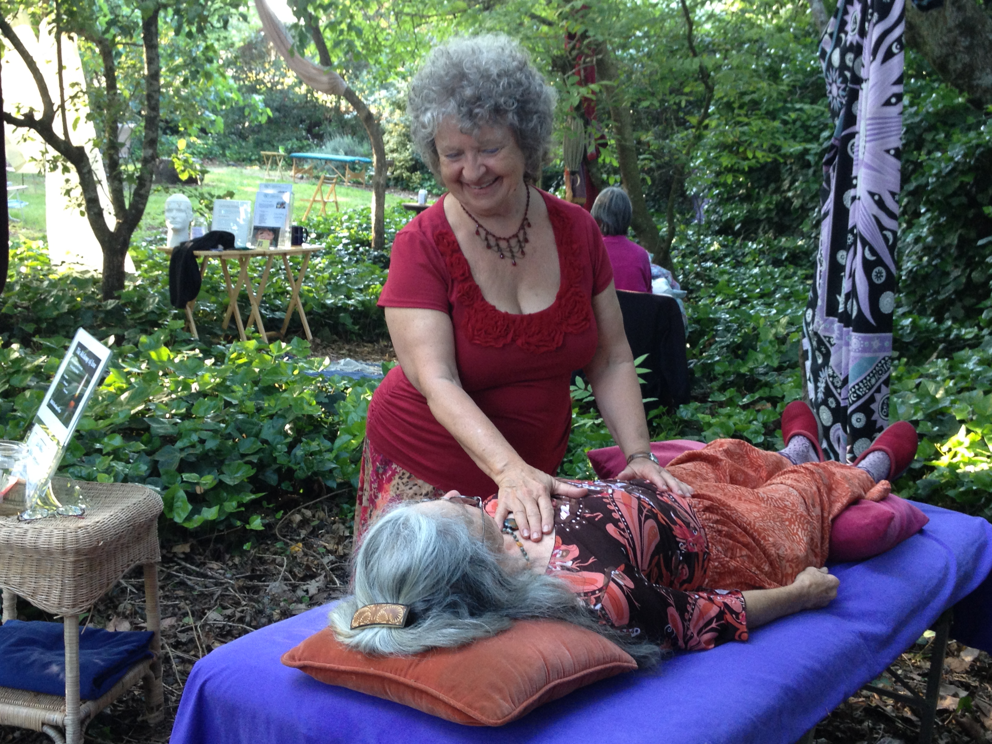 Evalena Rose in a healing session