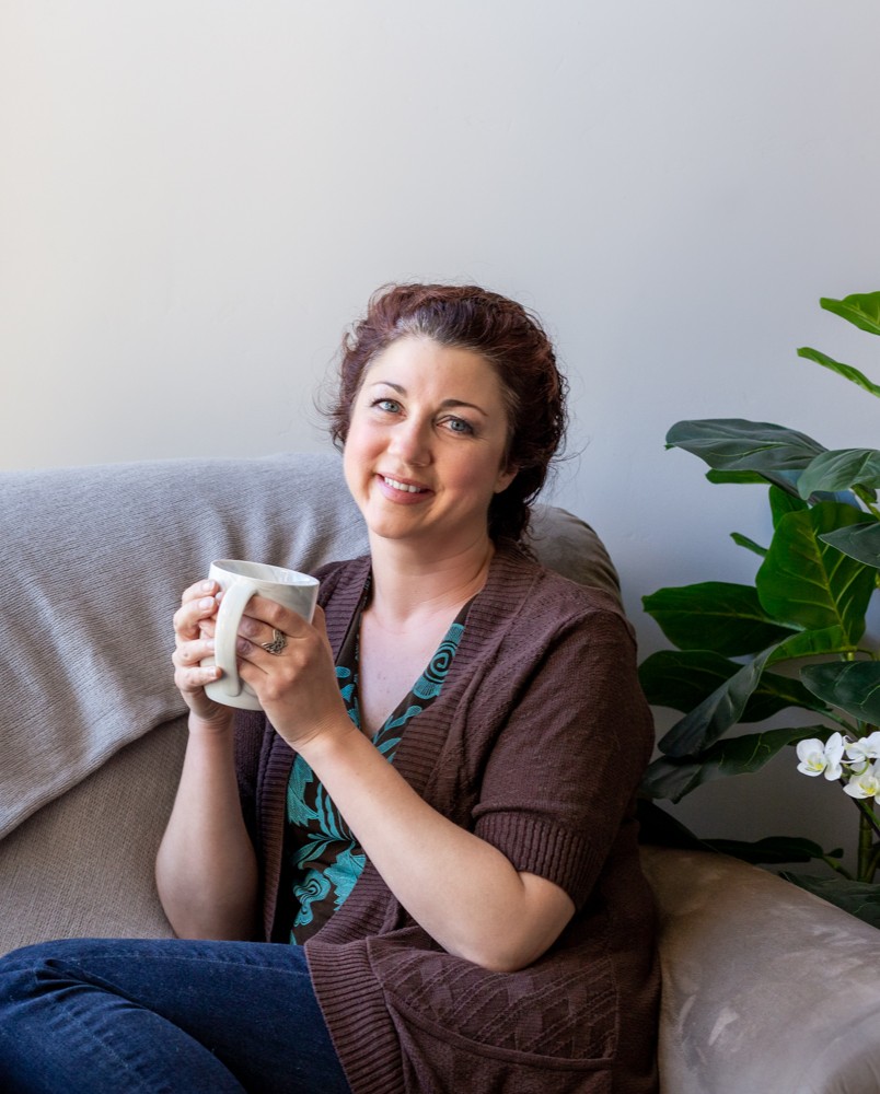 Portrait of Natalie, a calm and empathetic professional organizer and senior move manager