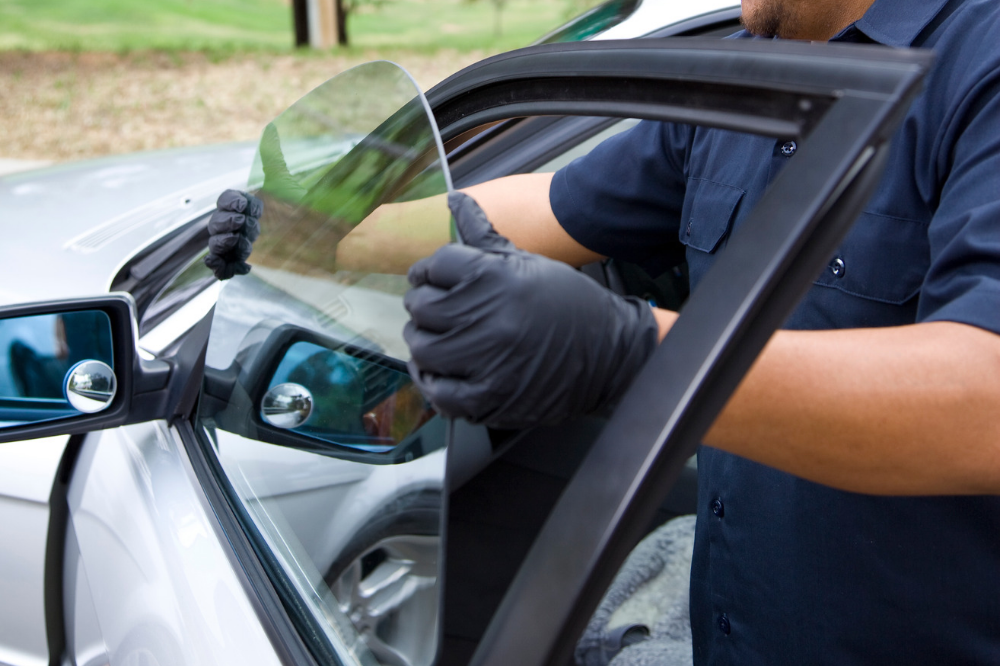 Door Glass Repair & Replacement