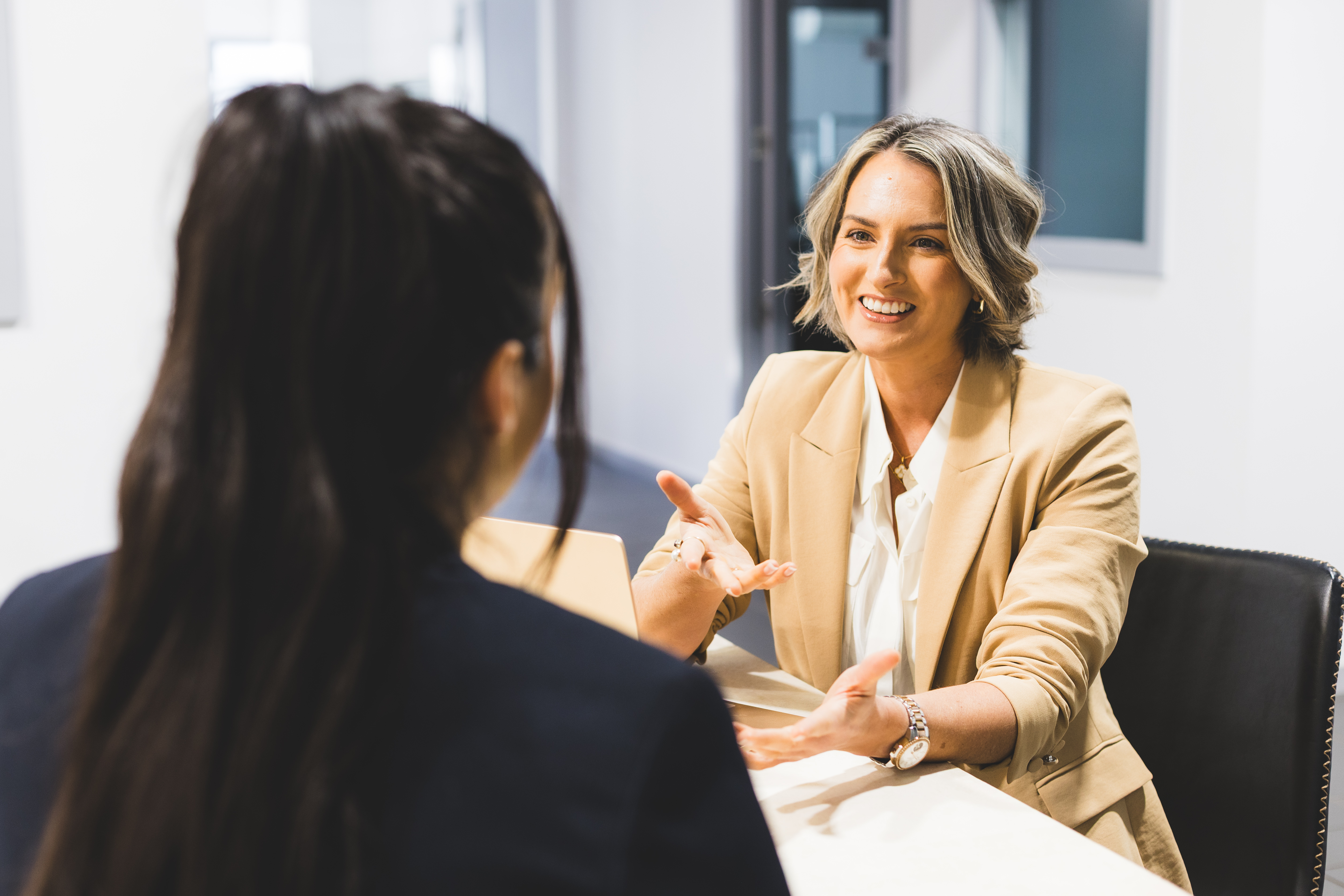 Amy Green in a 1:1 advisory session