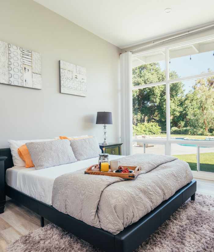 The private Journey Hillside treatment setting in Tarzana