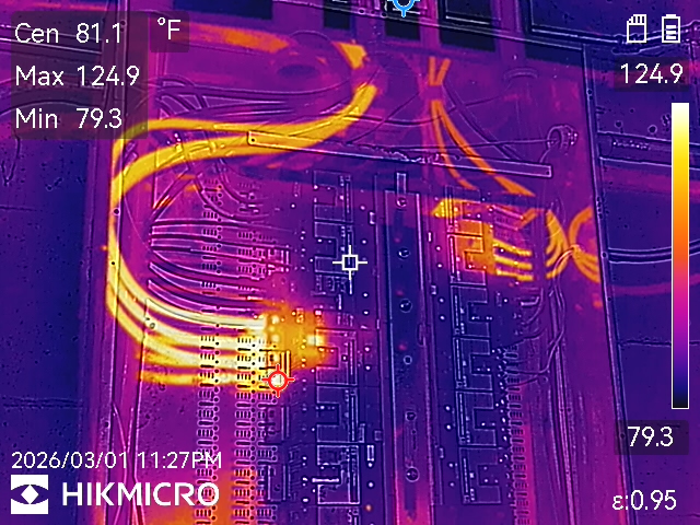 Thermal imaging identifying overheating on electrical panel over 400 amps in Florida thermography level II inspection