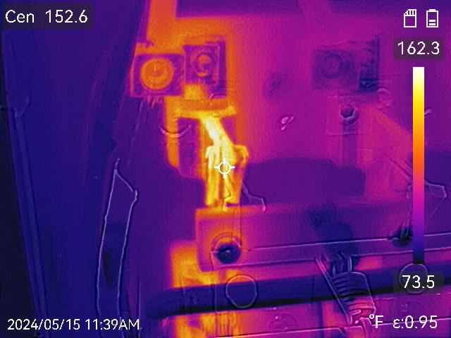 Hot disconnect switch inspected with termography in Miami