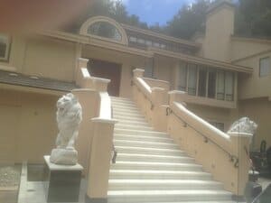 {{ custom_values.service_4 }} in {{custom_values.area_3})