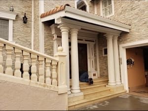 {{ custom_values.service_4 }} in {{custom_values.area_7})