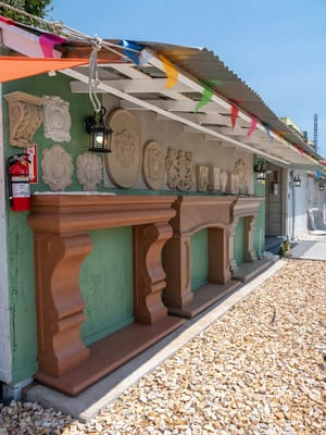 {{ custom_values.service_3 }} in {{custom_values.area_7})