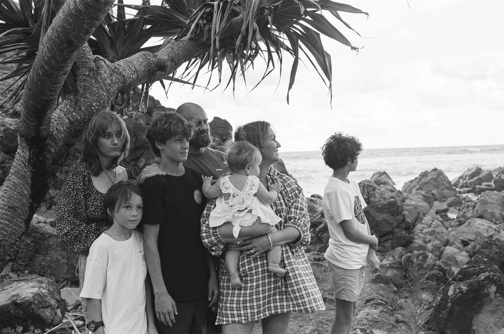Parents with their children, representing inheritance protected by a testamentary trust in Australia Parents with their children, representing inheritance protected by a testamentary trust in Australia