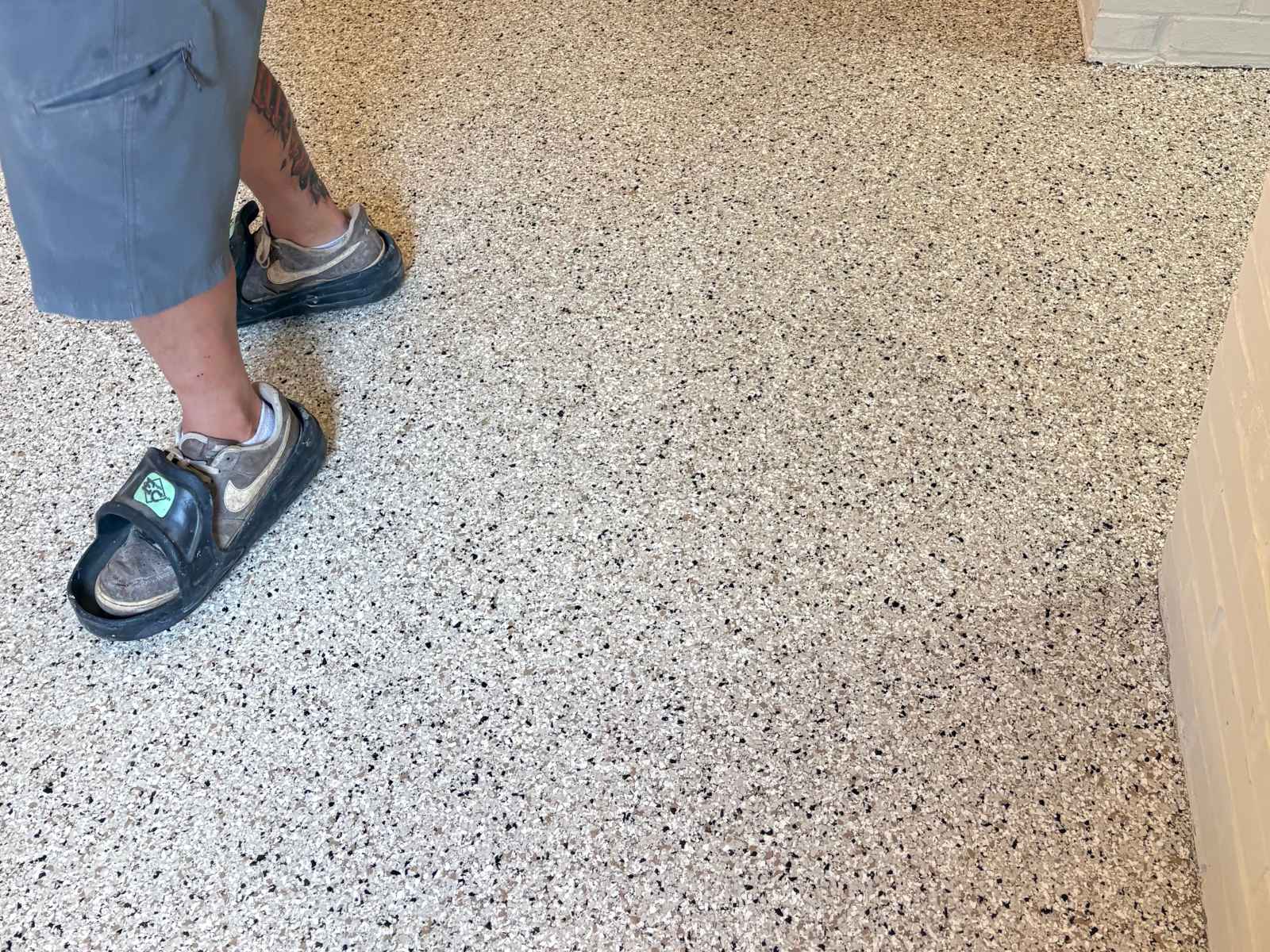 Indoor epoxy floor installation