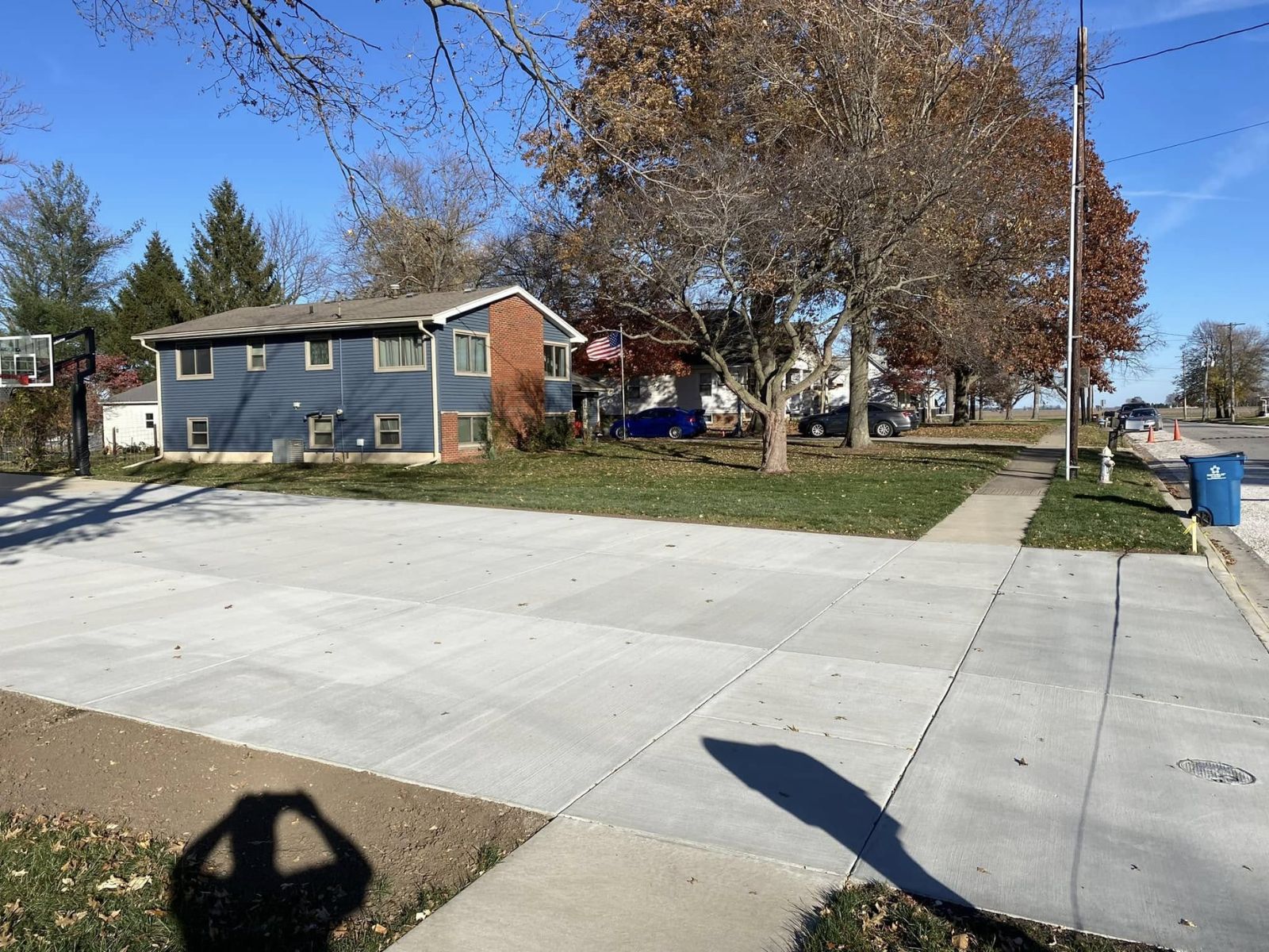 Finished concrete driveway surface