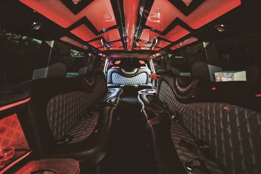 skyhawk limousine vehicles