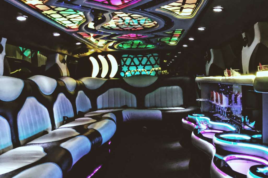 skyhawk limousine vehicles