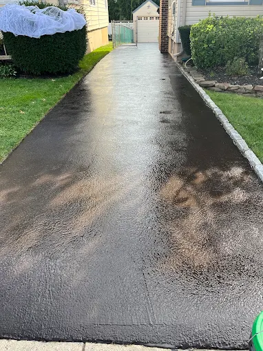 Asphalt Driveway Installation in Union