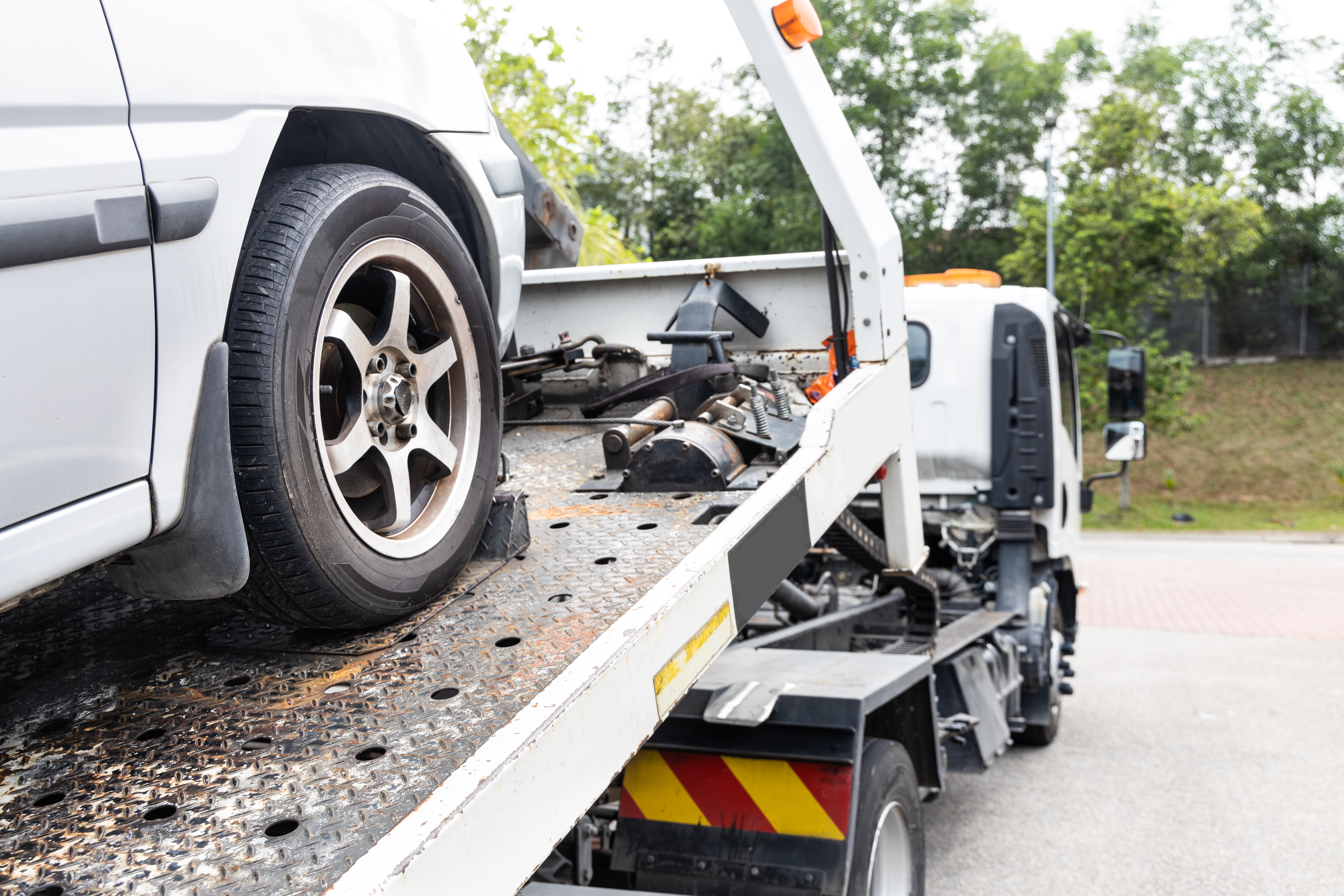 Heavy Vehicle Towing in Barrhaven
