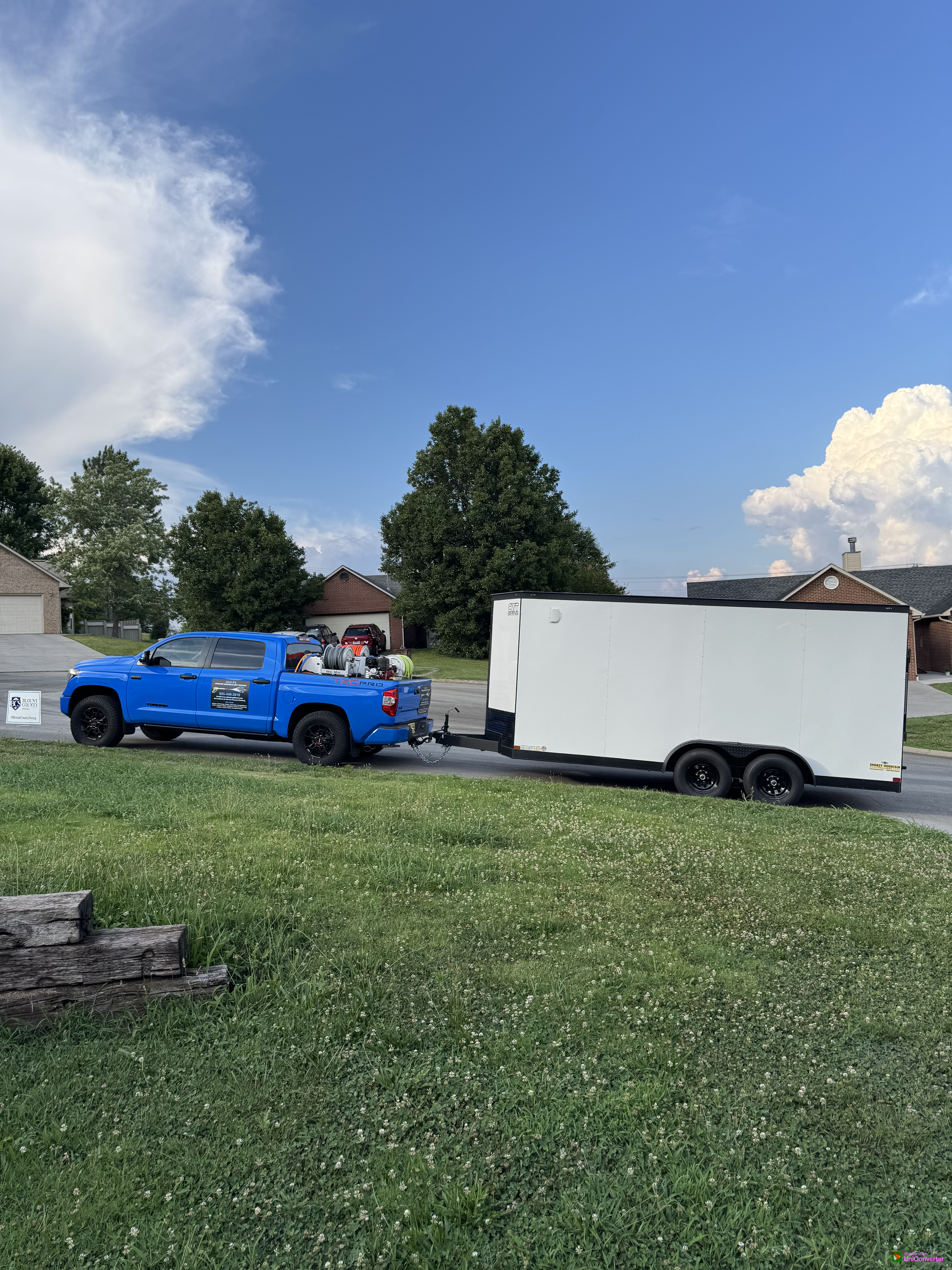 Maryville, TN Driveway Pressure Washing
