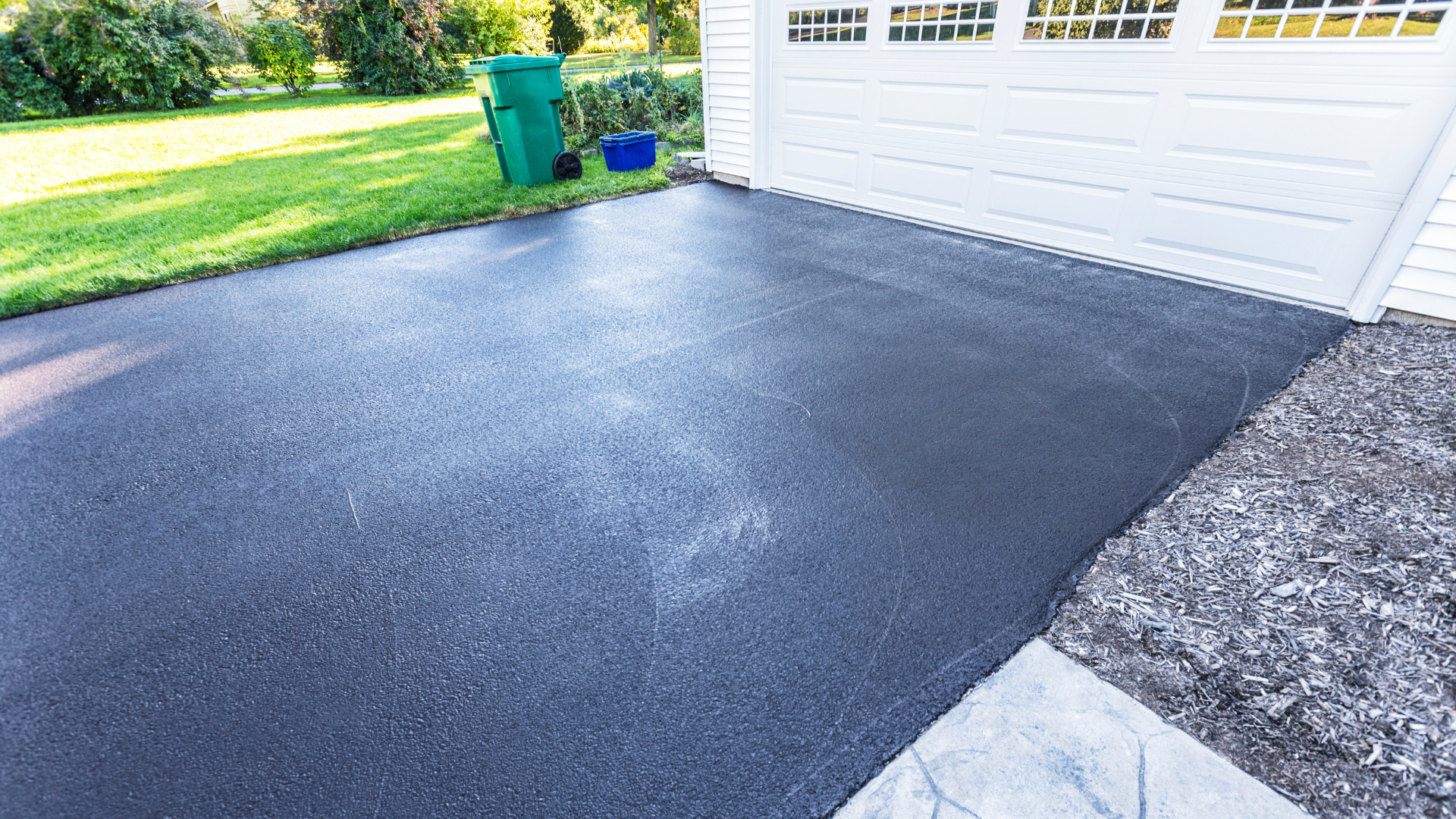 Knoxville, TN House & Roof Soft Washing