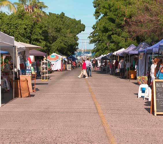 Life with La Paz locals