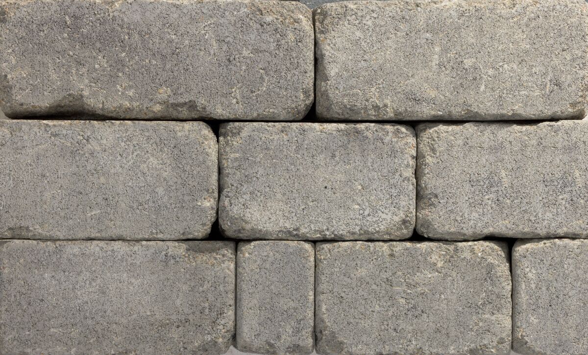 Riviera — Belgard Shelton Wall color option