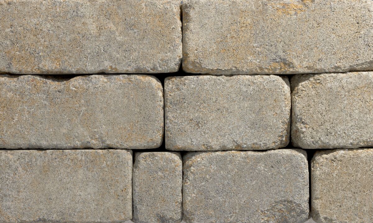 Victorian — Belgard Shelton Wall color option