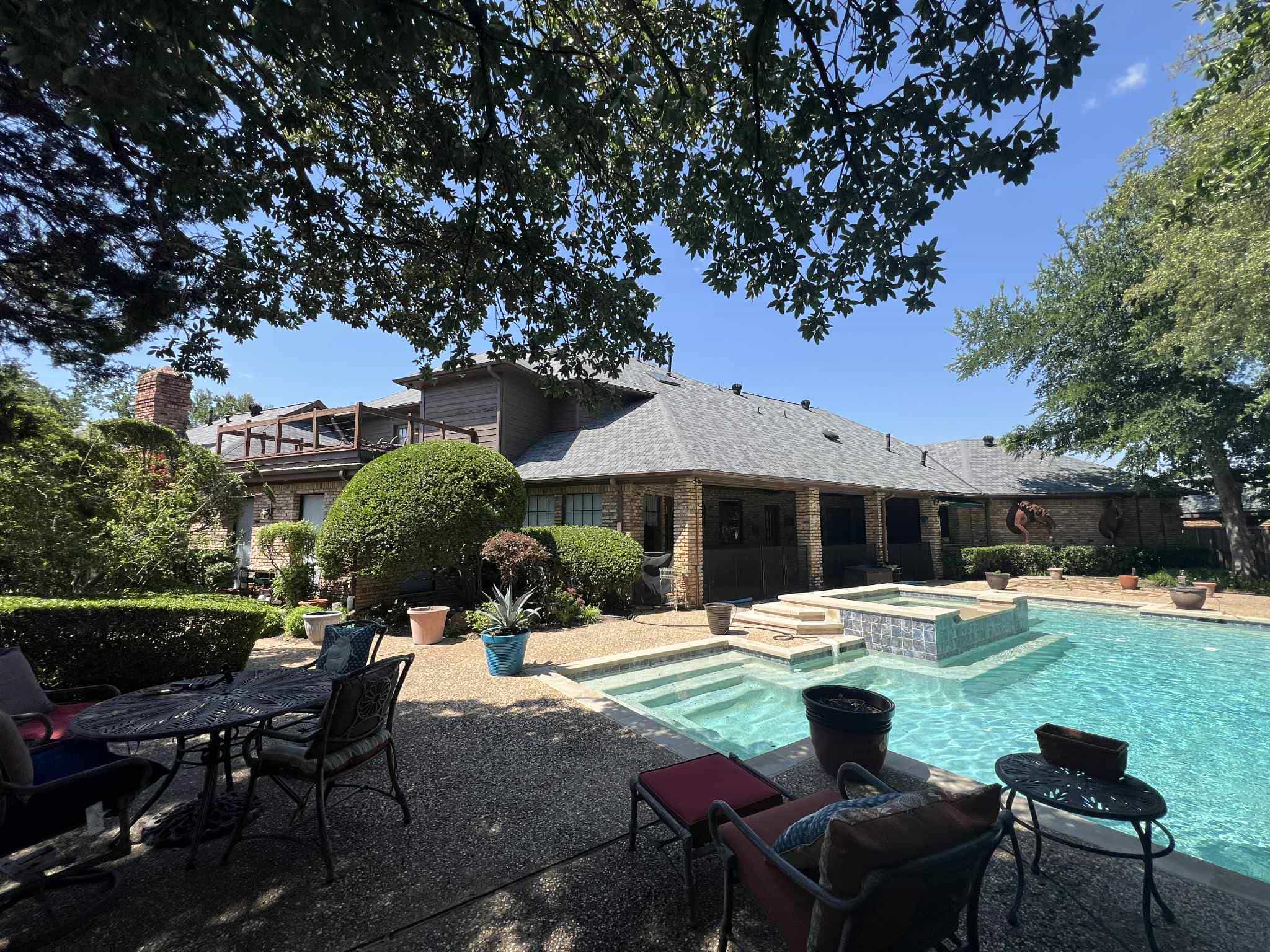 {{ custom_values.service_3 }} in {{custom_values.area_3})