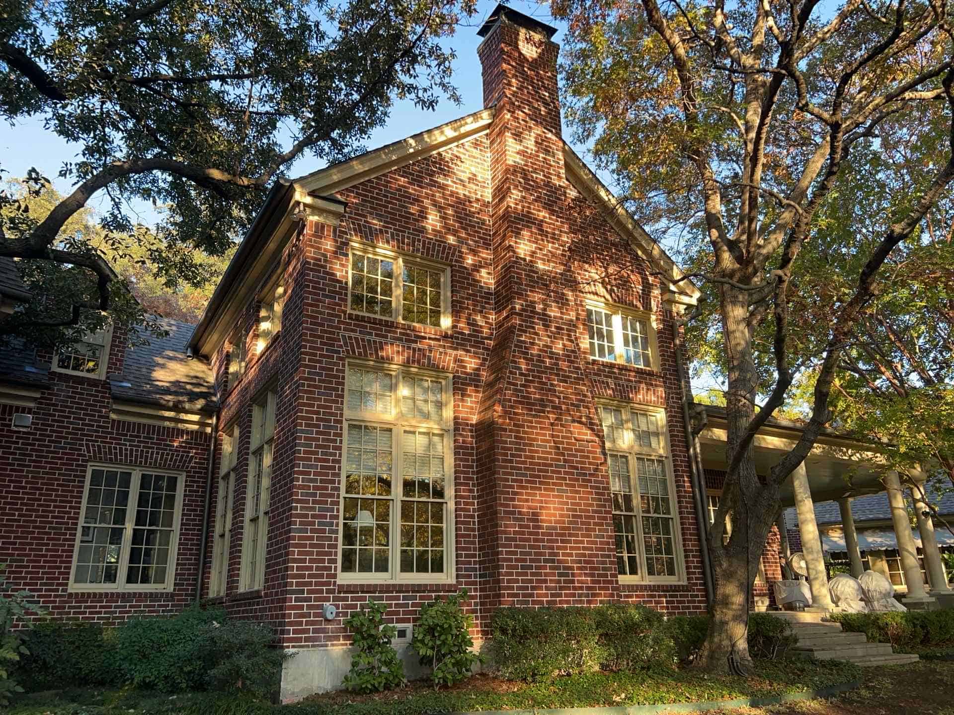 {{ custom_values.service_3 }} in {{custom_values.area_3})