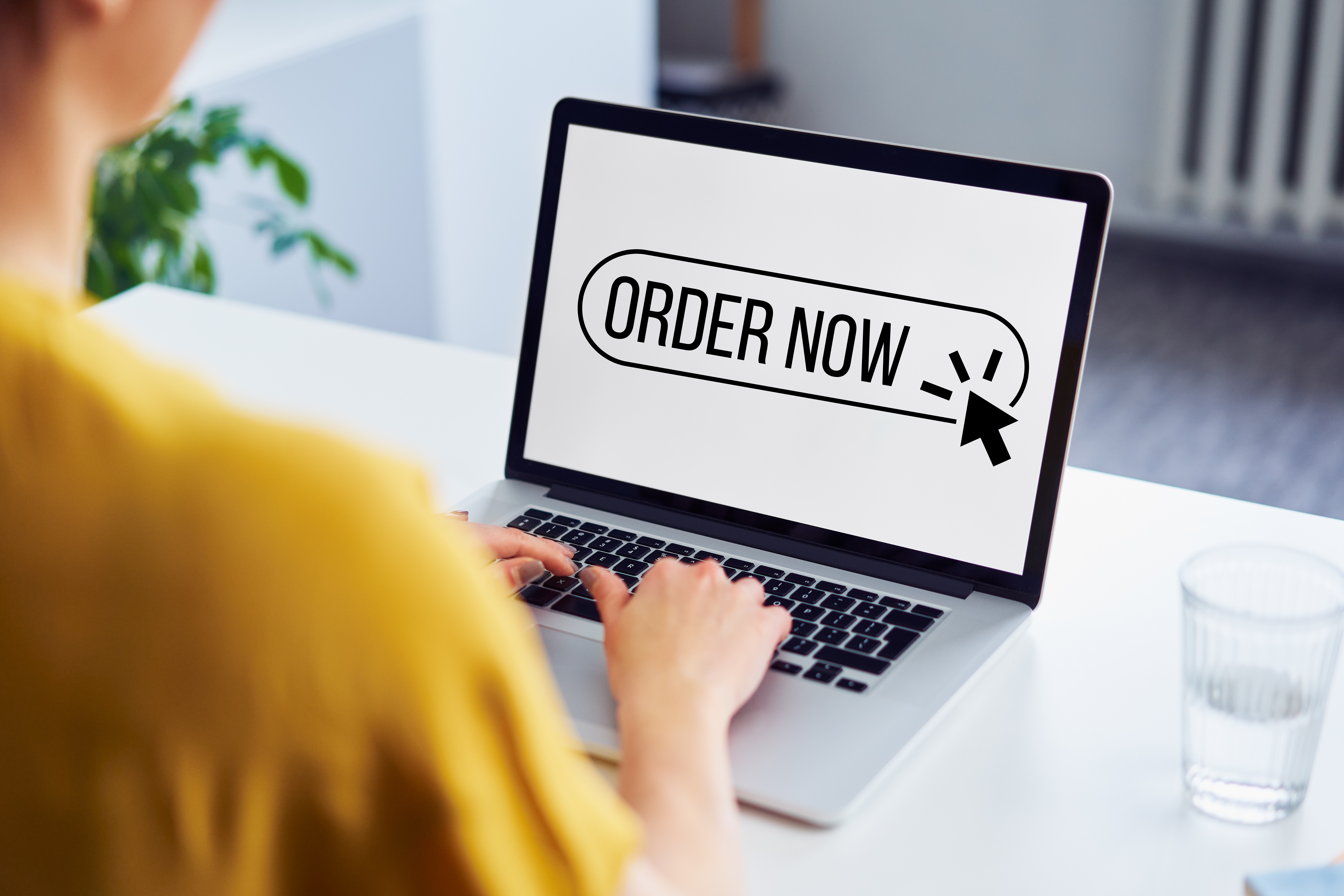 GetFeatured professional writer crafting an article to promote a brand.