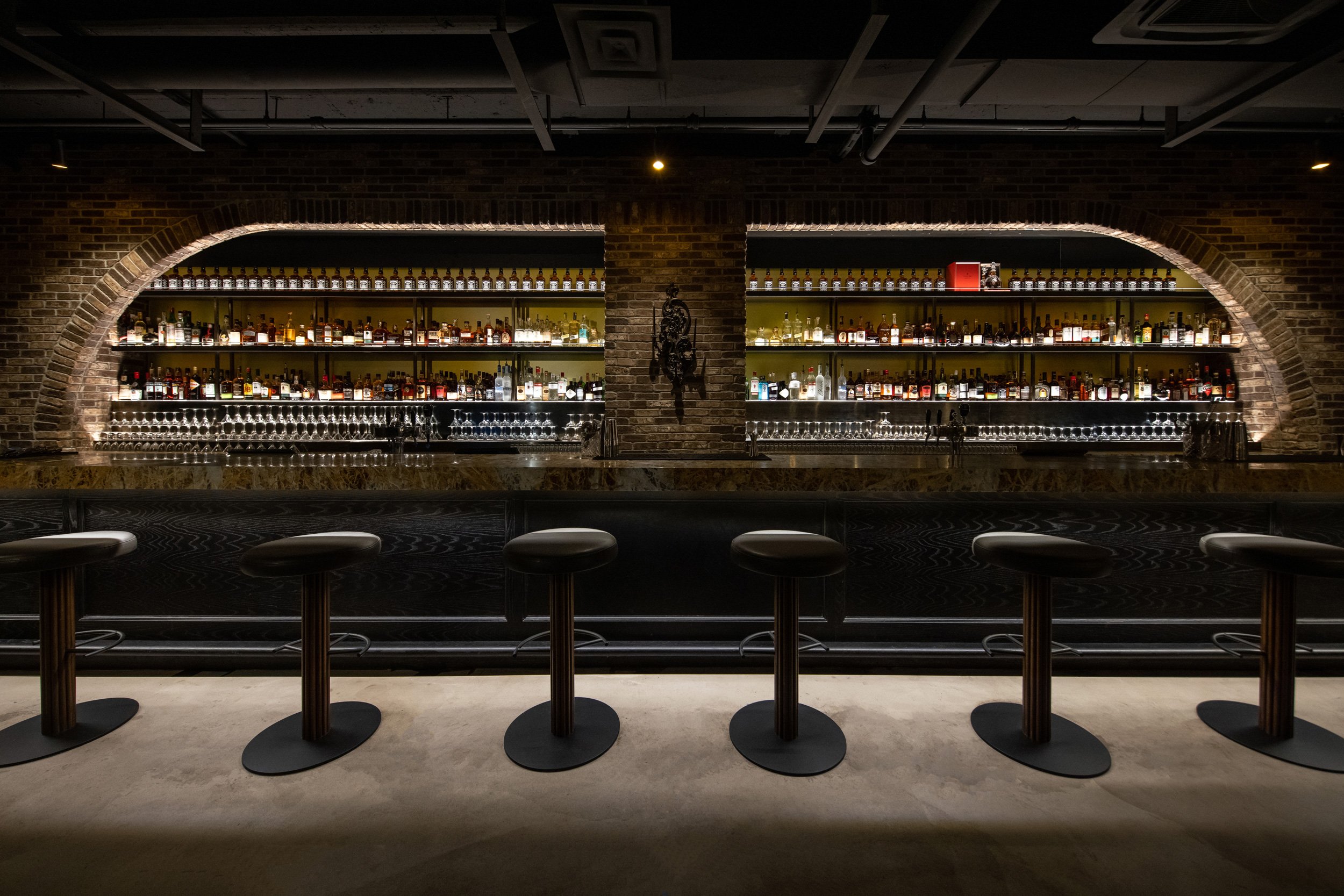 Black Pearl - 184 Pearl St, Toronto, ON. | Atlas Worx Inc