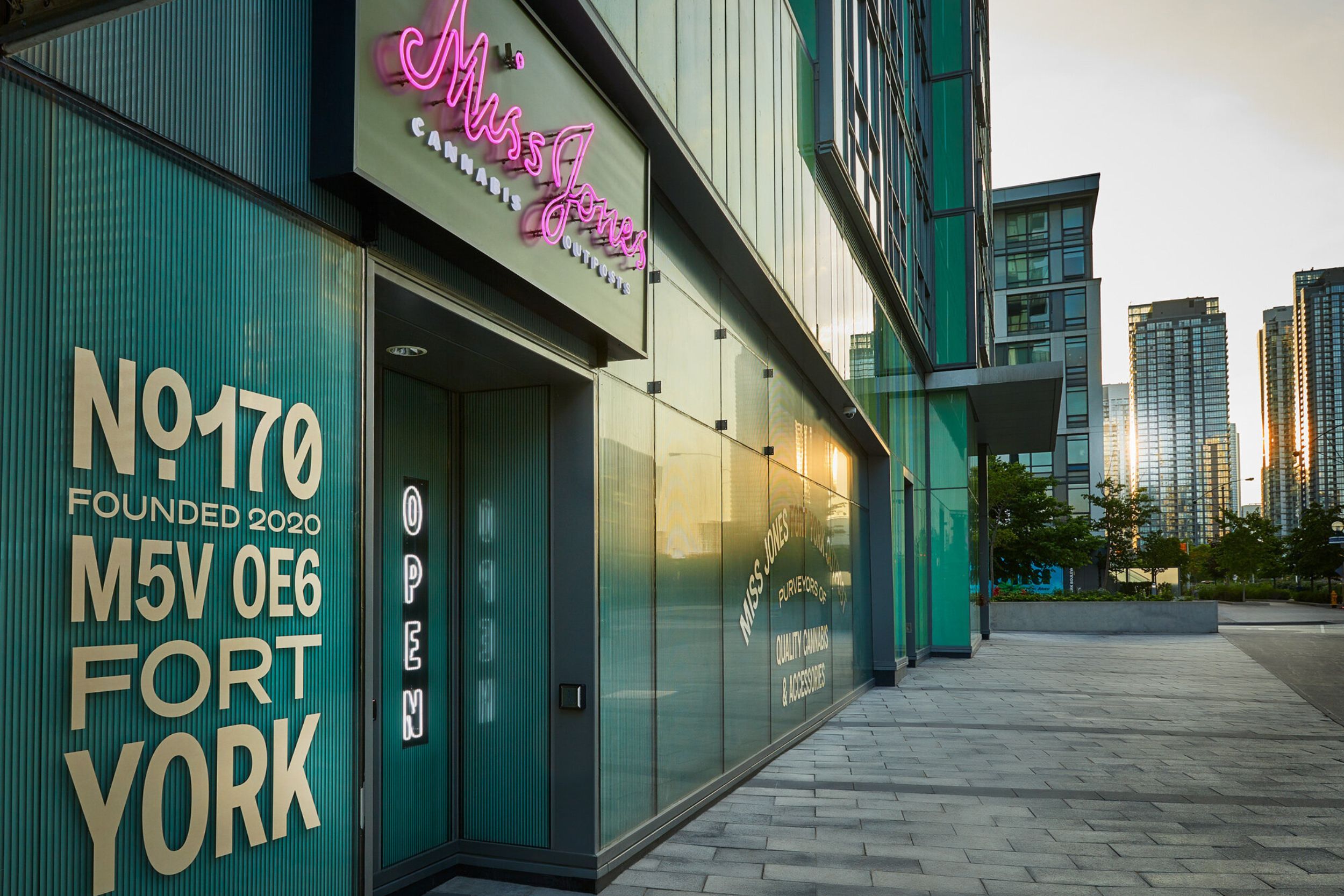 Miss Jones - 170 Fort York Blvd Unit 1 & 2, Toronto, ON. | Atlas Worx Inc