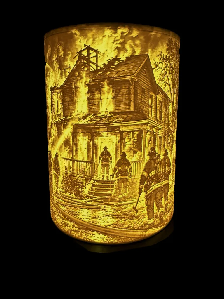 Fully Involved lamp lit, crew at the door of the burning house