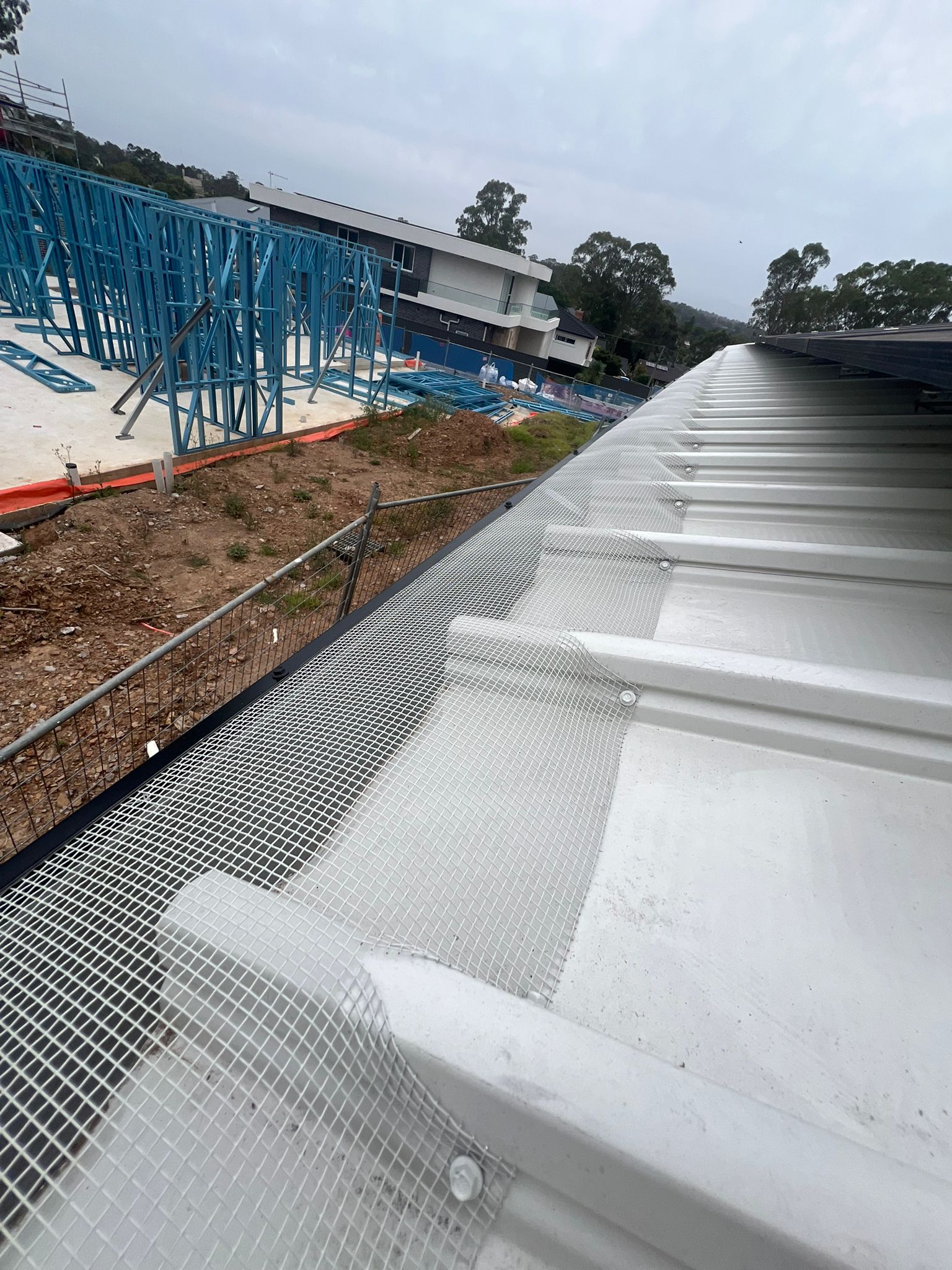 Surfmist Colorbond Roof Gutter Guard Installation