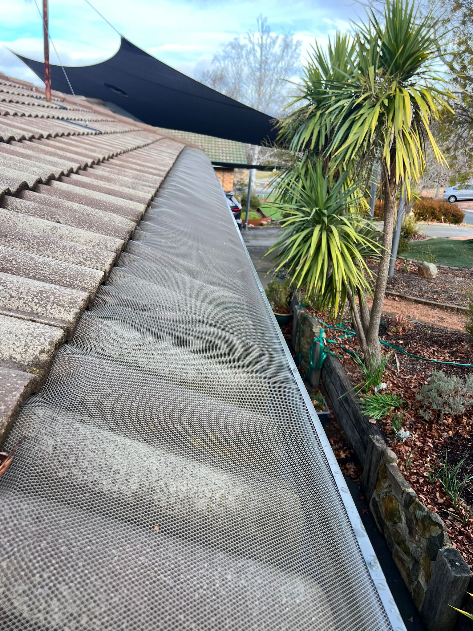 Jasper Colorbond Roof Gutter Guard Installation