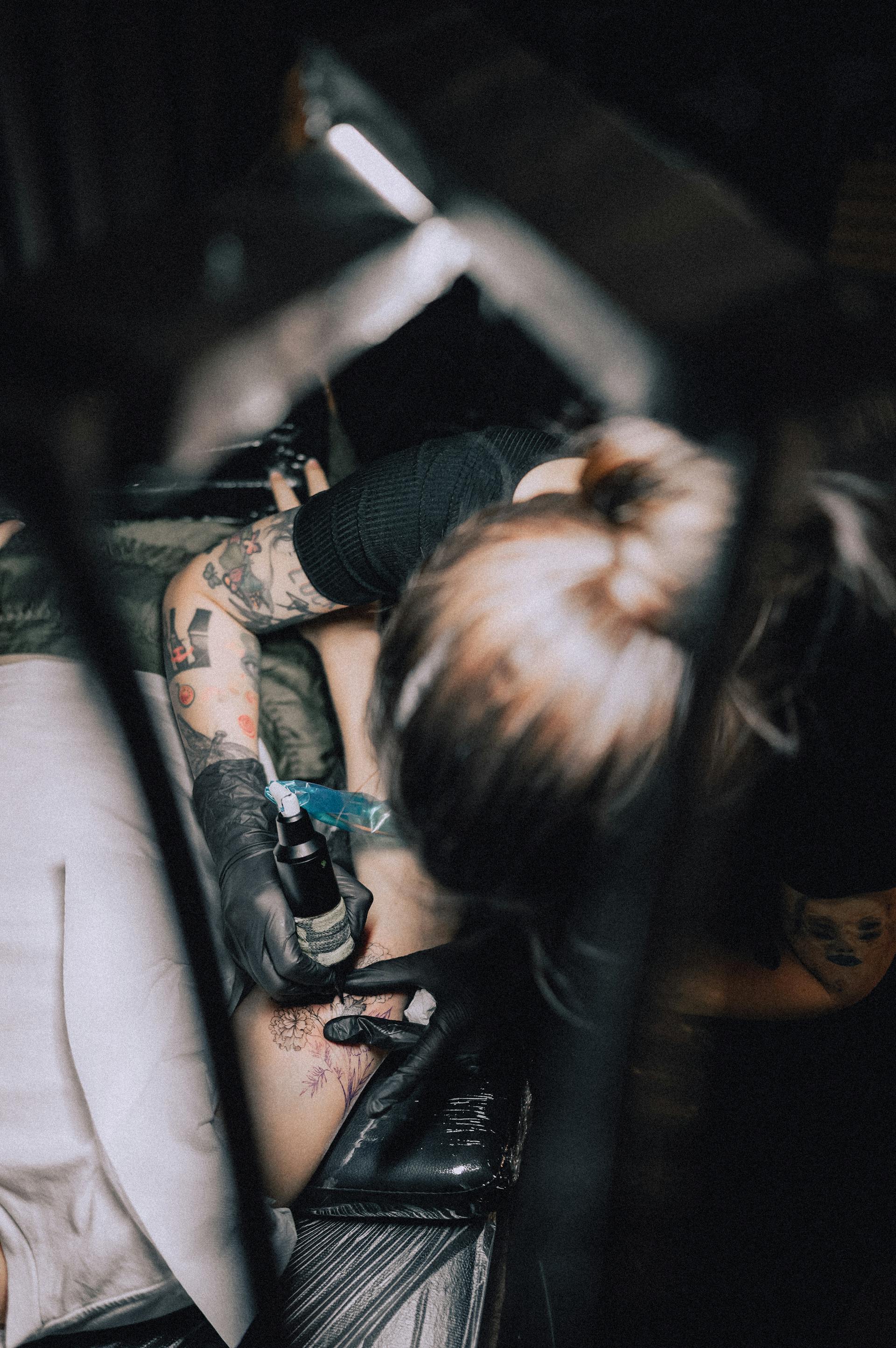 What Happens to Tattoos During Pregnancy and After
