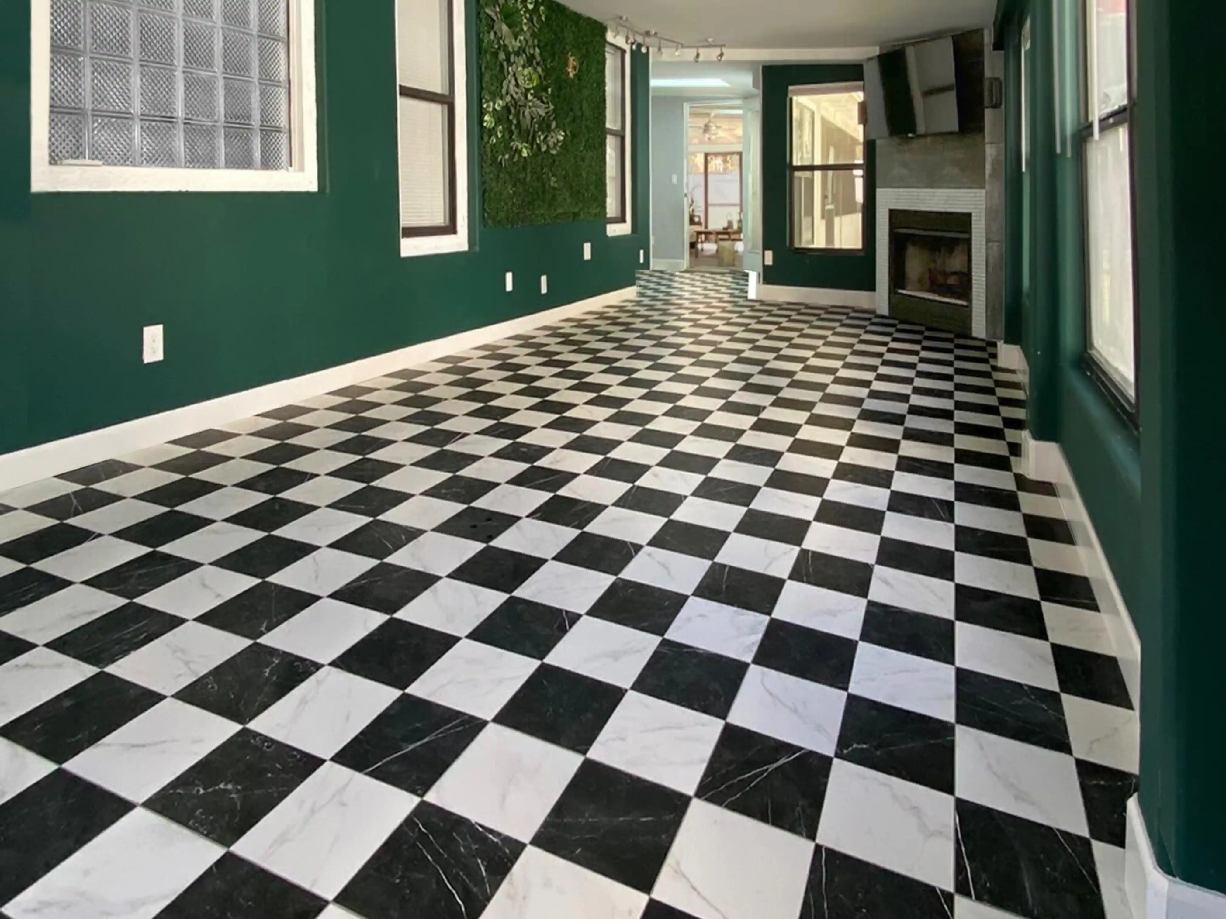 Gallery Hover Image