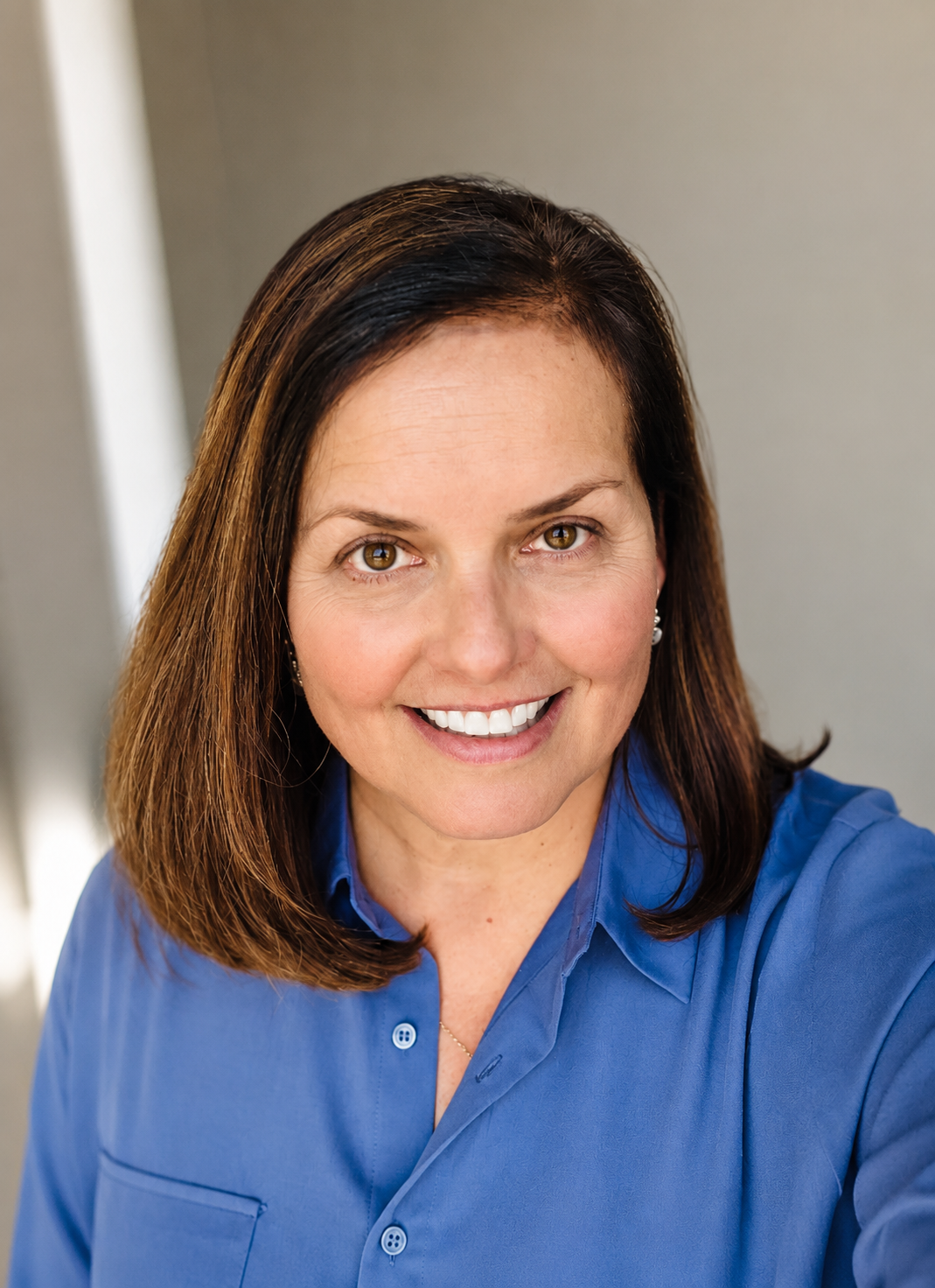 Dr. Nadya Lutz, TND