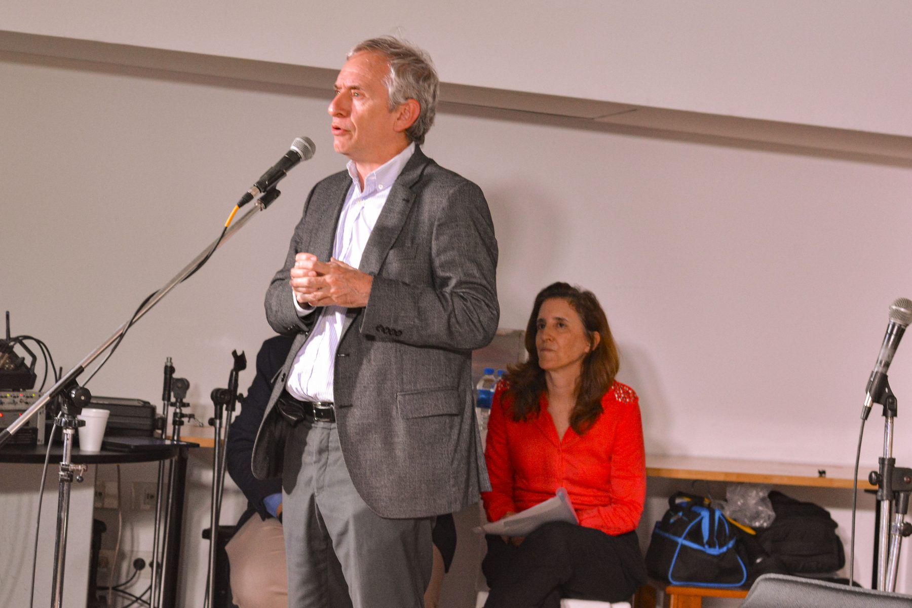 Ludovico Grillo, director del INET, en la apertura.