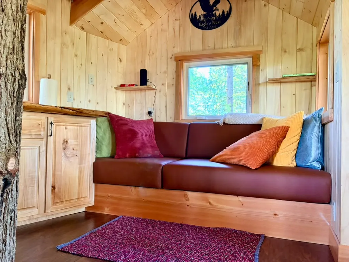 Artisanal wood finishes and decor