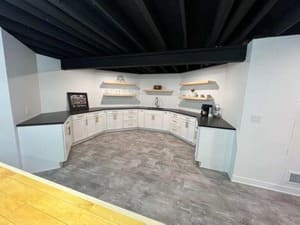 {{ custom_values.service_2 }} in {{custom_values.area_4})