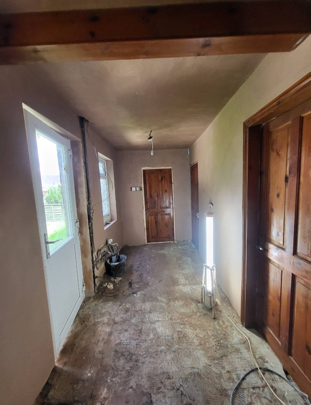 Newly plastered hallway ready for painting