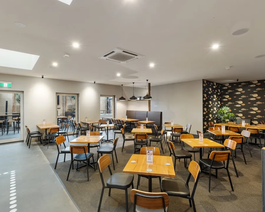 The Cally's bistro with tables, chairs and booths