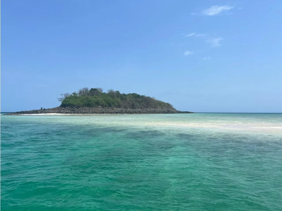 Isla Caracol — photo 2