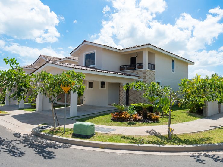 Bosques del Pacífico family homes — Panamá Pacífico