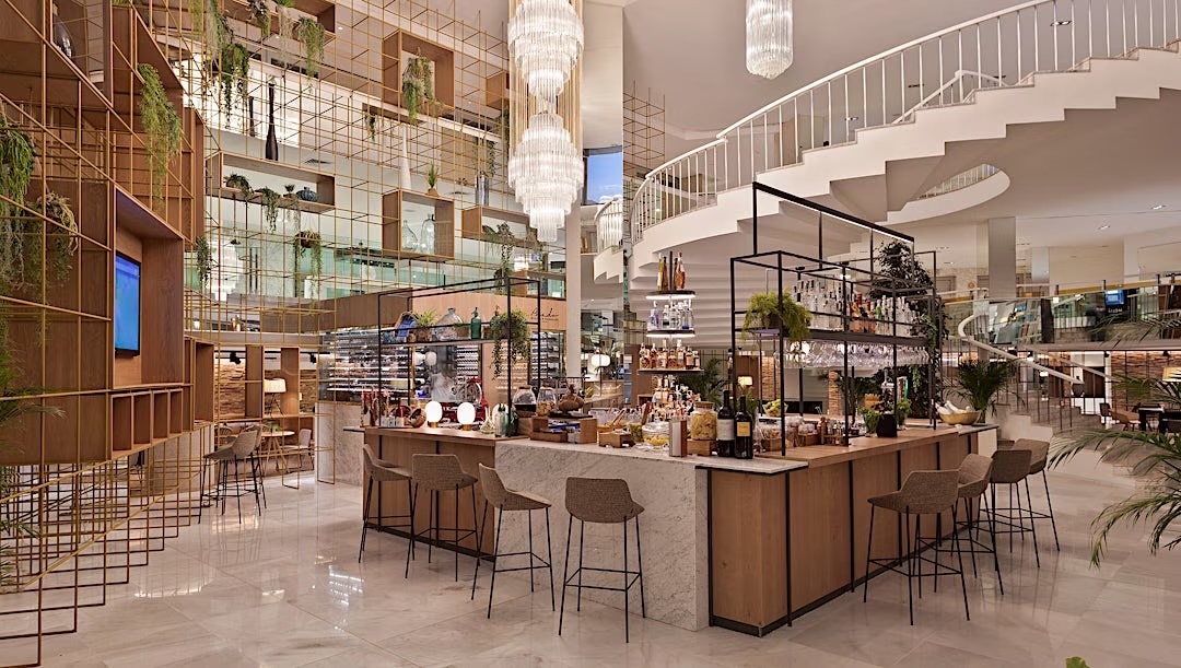 Hotel Meliá, Palma harbour — interior