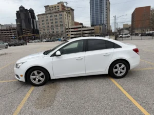 Cruze side