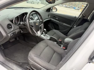 Cruze interior