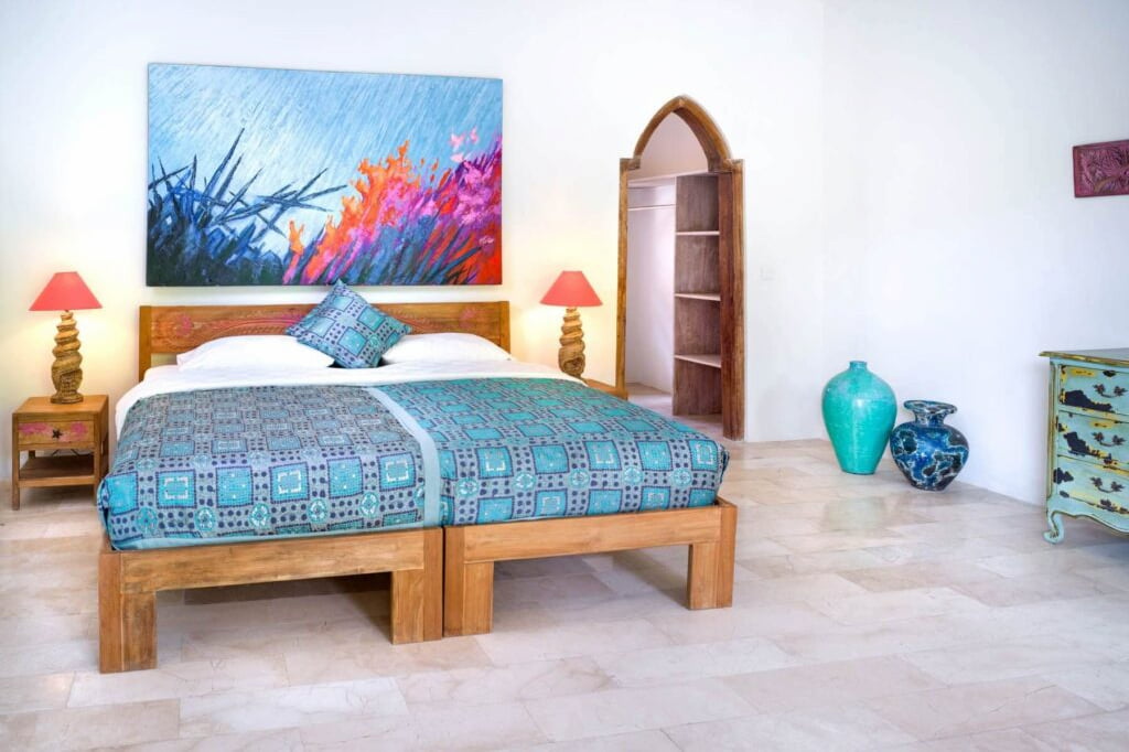 Room – Image 3