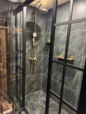 {{ custom_values.service_3 }} in {{custom_values.area_3})